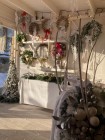 Samoobslužný stánek s vánoční výzdobou v Desné
